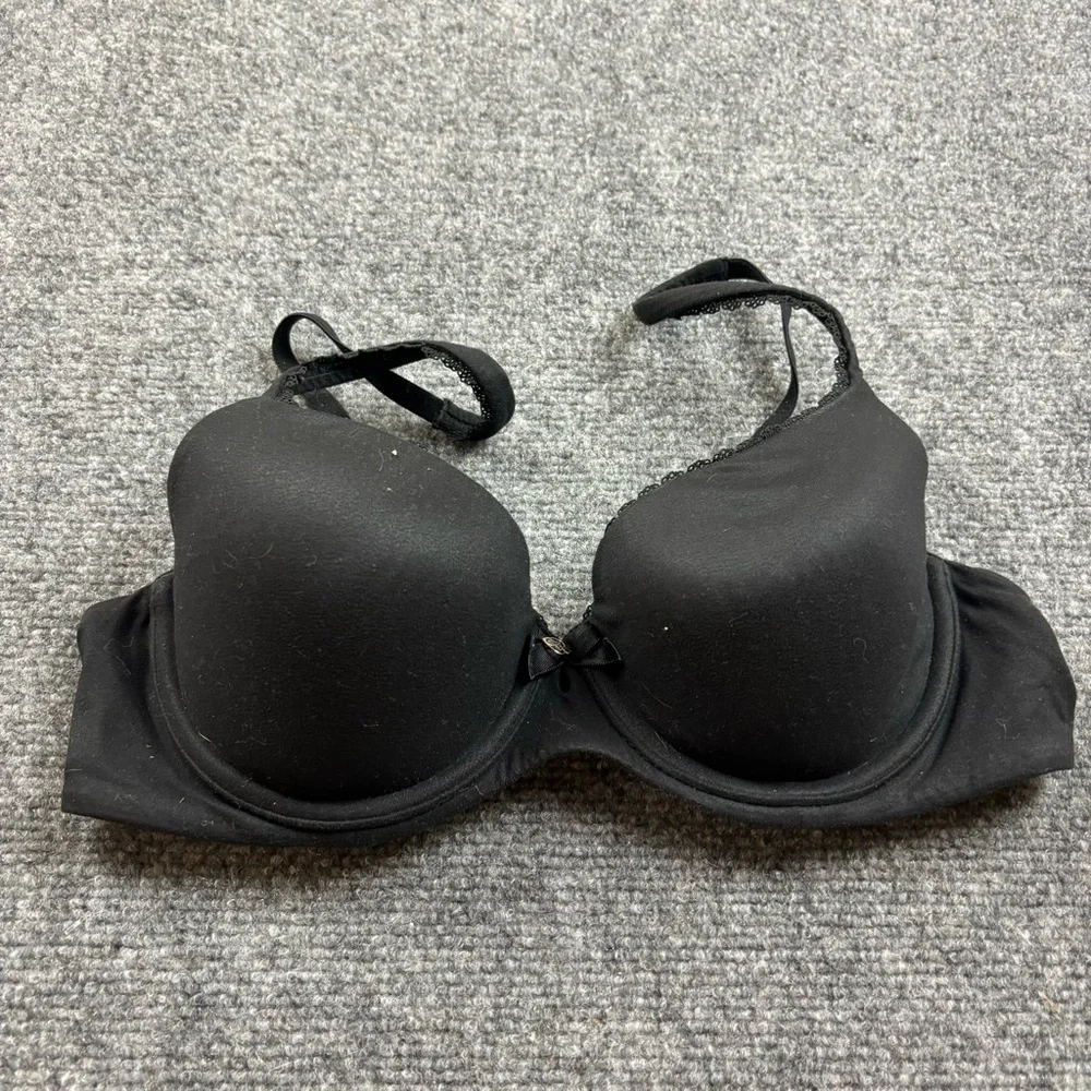 VICTORIA’S SECRET Women’s Body by Victoria Black Lined Demi size: 34C